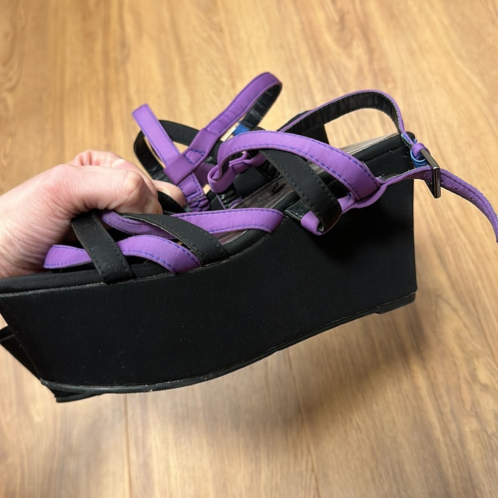 Forever 21 platform sandals - Picture 3 of 4